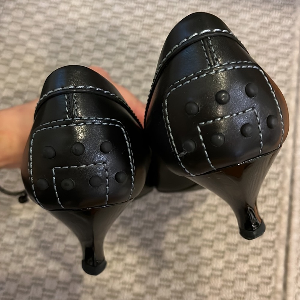 TOD’S Leather Dress Shoes - Picture 5 of 9